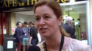 Stefanie Larson's Instagram, Twitter & Facebook