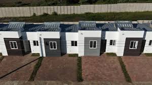 El presidente de el salvador, nayib bukele, endureció sus reproches a la prensa y organismos humanitarios y generó el temor de mayores choques en la campaña hacia las elecciones legislativas. Familias De Nejapa Reciben Vivienda Nueva Gracias Al Presidente Nayib Bukele Youtube