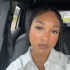 Takiyah Wilson's Instagram, Twitter & Facebook