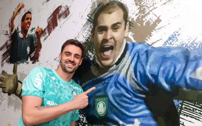 Palmeiras anuncia a contrata&ccedil;&atilde;o do goleiro Bruno Bertinato