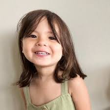 Nina Munson's Instagram, Twitter & Facebook