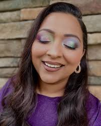 KAIMA COSMETICS FROSTED FAIRY EYESHADOW PALETTE. I am doing review,  swatches, 3 looks and comparisons On my YouTube channel Smithy Sony. Link  in the bio. Features 8 Multichrome shimmer/glitter eyeshadow 8 Pastel