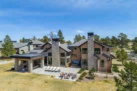 Milan hill state park is located ten miles north of berlin near popular areas for hiking, picnicking, fishing, canoeing, kayaking, and wildlife viewing. Milan Hejduk S Mansion Is For Sale It Comes With An Ice Rink And Zamboni