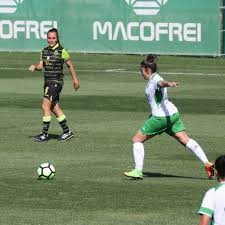 A jogadora divide o topo da artilharia da competição. Abrantes Futebol Feminino Liga Allianz Equipas Da Frente Com Goleadas Re Equipa Futebol Feminino Sporting