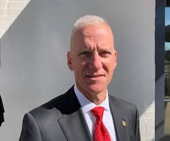 Pro-marijuana mayor runs for governor