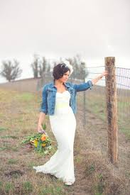 Glamours Barn Wedding In California Rustic Wedding Chic Denim Wedding Rustic Chic Wedding Rustic Bride