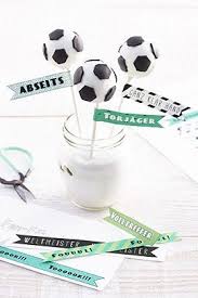 Fussball basteln vorlage aus einem blatt: 26 Fussball Basteln Mit Kindern Zur Wm Em Fussball Party Und Geburtstag Ideen Fussball Party Fussball Geburtstag Kindergeburtstag Fussball