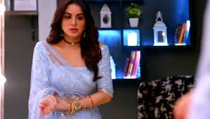 Kundali Bhagya S Preeta Gives Cues On How To Slay Sarees This Diwali From Mesh Florals To Embroidered Prints Zee5 News Karan even takes preeta along to buy the mangalsutra. preeta gives cues on how to slay sarees