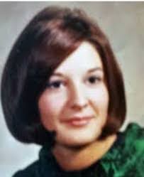 Lynette Hensley's Instagram, Twitter & Facebook