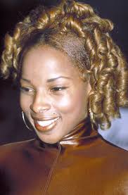 We provide easy how to style tips as well as letting you know which hairstyles will match your face shape, hair texture and hair density. Queen Of Hip Hop Soul A Timeline Of Mary J Blige S Blonde Hair