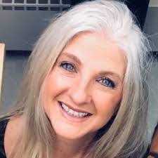 Kristin Ott's Instagram, Twitter & Facebook