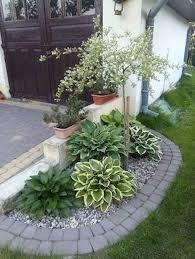 These front yard landscaping suggestions are perfect for the homeowner looking for some landscaping inspiration that people of any skill level can create. Awesome Rock Garden Ideas For Backyard 14 Augustexture Com Cheap Landscaping Ideas Small Front Gardens Front Garden Design
