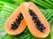 Who should not eat papaya?