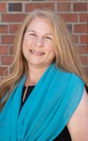 UNCW bestows Staff Award of Excellence