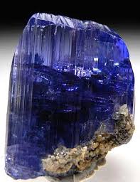 Uncut Gems Tanzanite Crystals Stones And Crystals Rocks And Gems