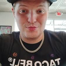 Stream My life is endangered by B1GSWISHERZ