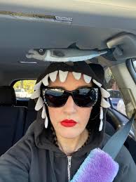 female southern resident killer whale from K pod, 1987: uh, here's another  thing the salmon can also be a hat