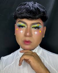 Maquillaje en tonos Rosa/Amarillo🩷✨💛 #maquillaje #makeup #makeupartist  #rosa #amarillo Síganme en Facebook: @Alan MKP✨ Pupilentes de  @manita.de.gato.oficial cd:Alan30✨