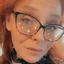 Ashley Nutter's Instagram, Twitter & Facebook