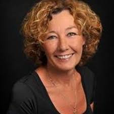 Donna Heeter's Instagram, Twitter & Facebook