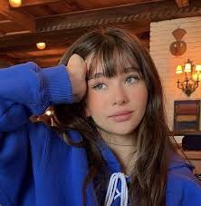 maggie parker/second year/gryffindor