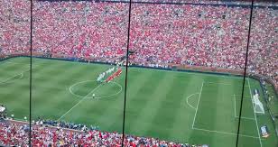 Ac milan arsenal fc as roma atlético madrid bayer 04 leverkusen borussia dortmund bursaspor derby county fc basel 1893 bayern munich everton fc liverpool fc fc schalke 04 fenerbahce sk fc girondins bordeaux inter milan rsc anderlecht vfb stuttgart vfl. Lleno Historico Para Ver El Manchester United Real Madrid