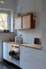 Modern Kuche Vintage Kuchenschrank Anlasslich Des Valentinstags Stellt Euch Ich Liebe Deko In Eine Kucheneinrichtung Innenarchitektur Kuche Schrank Kuche