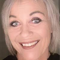 Marianne Lohr's Instagram, Twitter & Facebook