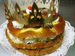 Resultado de imagen de CORONA DE LA ALMUDENA DULCE