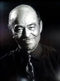 Eddie Render's Instagram, Twitter & Facebook