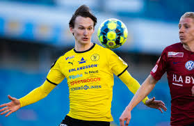 Hjalmar ekdal (21 ekim 1998 doğumlu) bir i̇sveçli futbolcu , allsvenskan maçında ik sirius için defans oyuncusu , hammarby if'den kiralık. Hjalmar Ekdal Klar For Bajen Glad Over Mojligheten Fotboll Sthlm