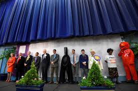 Lord Buckethead Wins 249 Votes For Uk Parliament Against Prime Minister May Anchorage Daily News