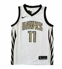 Rayford trae young was born in 1998 in lubbock, texas. Hawks Trikot Ebay Kleinanzeigen