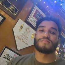 Are there personal trainers at Planet Fitness?