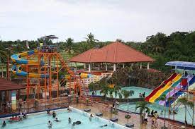 Tak sekedar taman biasa, taman rekreasi ini menawarkan paket komplit mulai dari wahana bermain hingga waterpark. 10 Kolam Renang Di Kuningan Yang Asik Untuk Dikunjungi