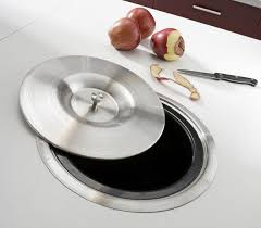 Belles Poubelles Galerie Photos D Article 3 16 Amenagement Petite Cuisine Cuisine Relooking Cuisine