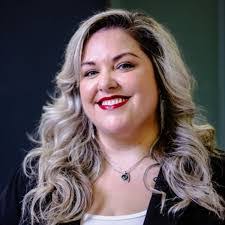 Christine Houde's Instagram, Twitter & Facebook