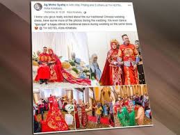 Jika anda tertarik untuk mengenakan pakaian melayu, anda bisa cek rekomendasinya berikut ini! Mempelai Campuran Pilih Pakaian Tradisional Cina