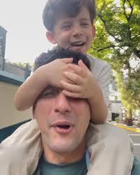 El Primer concierto de nuestro pequeño. Y todos los que vienen ☺️, No saben  la felicidad que sentí anoche al verlo tan contento, tan feliz, emocionado  e involucrado en todo. Nuestro niño crece y ...