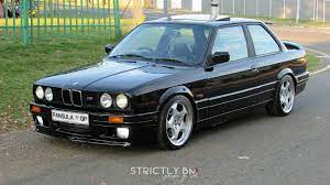 Pin By Lucid Lucy On Cars And Motorcycles Bmw E30 Bmw Bmw Classic