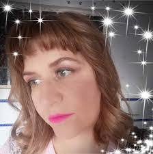 Kerry Osler's Instagram, Twitter & Facebook