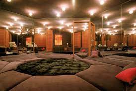 Inspirational interior design ideas for living room design, bedroom design, kitchen design and the entire home. The Decade That Taste Forgot Lavish And Luxe Interiors Of The 1970s