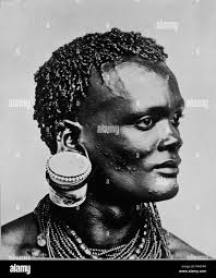 Busto ritratto uomo africano immagini e fotografie stock ad alta  risoluzione