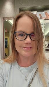 Stephanie Lozoya's Instagram, Twitter & Facebook