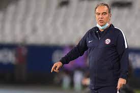 Pollo véliz recuerda episodio de indisciplina en la selección, que terminó con caszely sancionado. 9s08slhmwbipsm