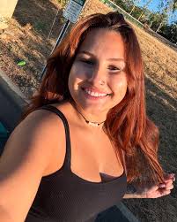 Jae Flores (@unabonitaflor) • Instagram photos and videos