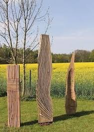 Bildergebnis Fur Skulpturen Aus Holz Fur Den Garten Wooden Sculpture Outdoor Sculpture Garden Art Sculptures