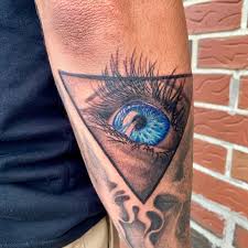 This represents god's light and illumination. The All Seeing Eye Is A Sign Of The Masons Pyramid With An Eye The Meaning Of A Tattoo Design Options Sketches