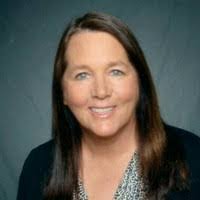 Deanna Cunningham's Instagram, Twitter & Facebook