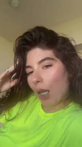 Sheila Machado (@iamqueenshayy)